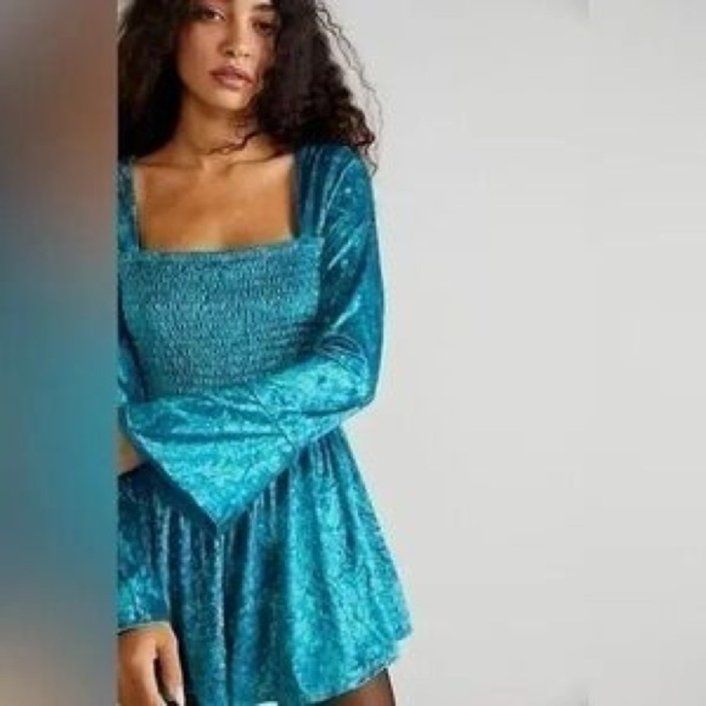 Free people Bali‎ tightrope romper blue green velvet long sleeve women’s size XS